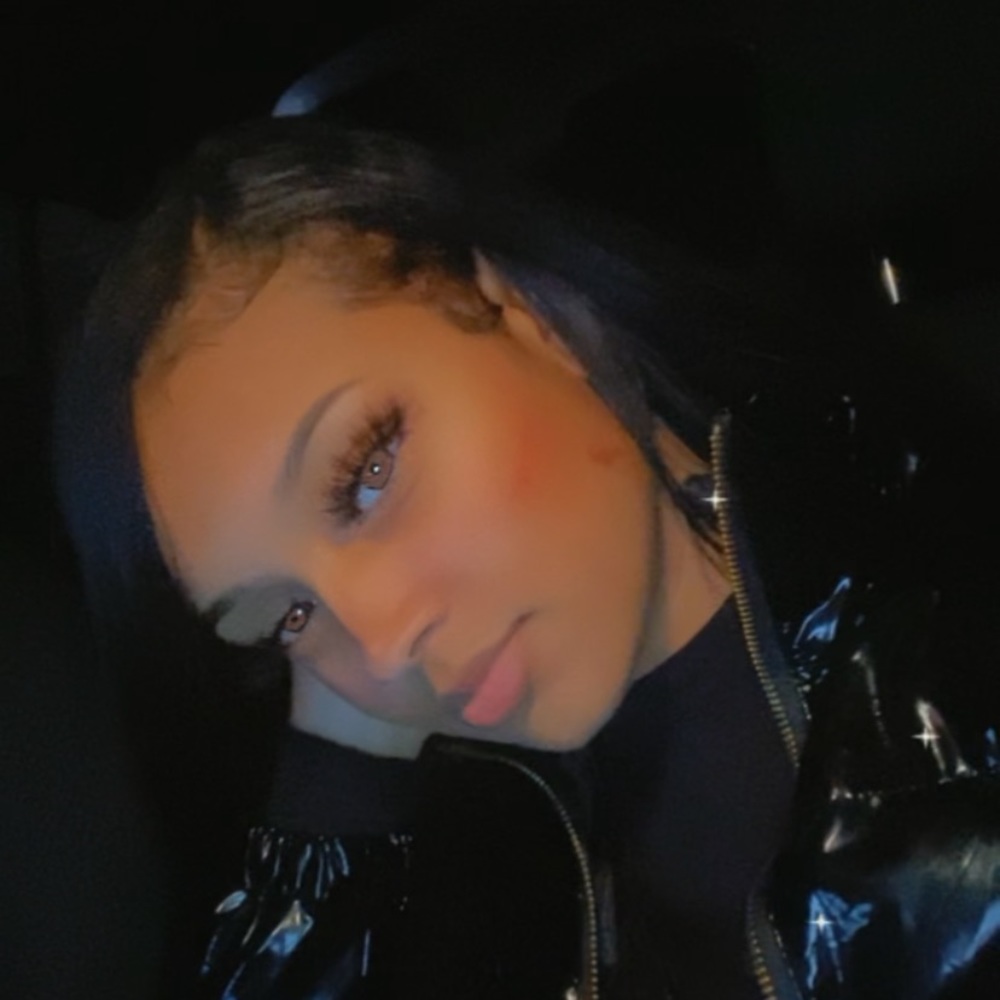 Meet your Posher, Aahlya